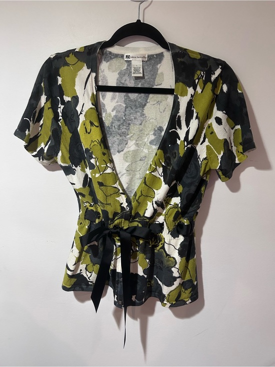 Valerie Bertinelli Sweaters - Valerie Bertinelli Olive Green Black and White Floral Wrap Cardigan